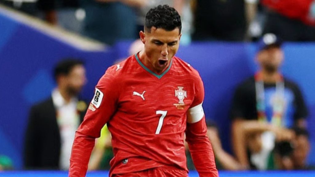 ছয় বিশ্বকাপে গোল করার রেকর্ড গড়লেন রোনালদো