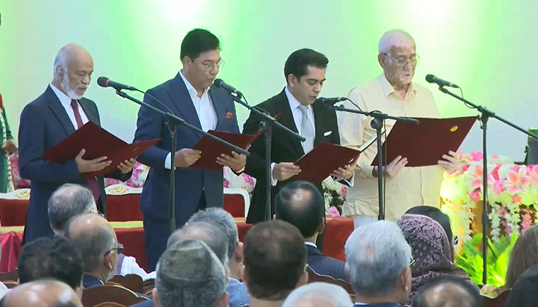 শপথ নিলেন নতুন ৪ মন্ত্রী
